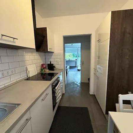 Zentrale ,moderne Und Stilvolle Naehe Klinik Und Messe Appartement Essen