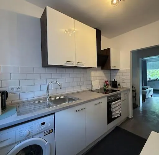 Zentrale ,moderne Und Stilvolle Nähe Klinik Und Messe * Essen